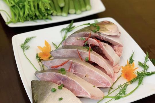 Luong Son Cang Restaurant