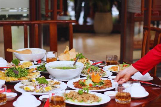 Thái Y Restaurant & Cafe