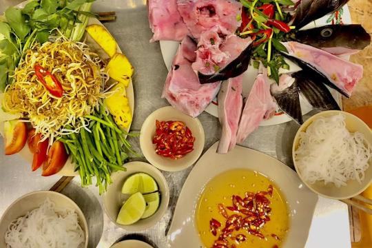 Lẩu Cá Vi Ba