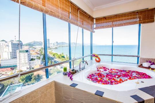 Yasaka Saigon Nha Trang Hotel