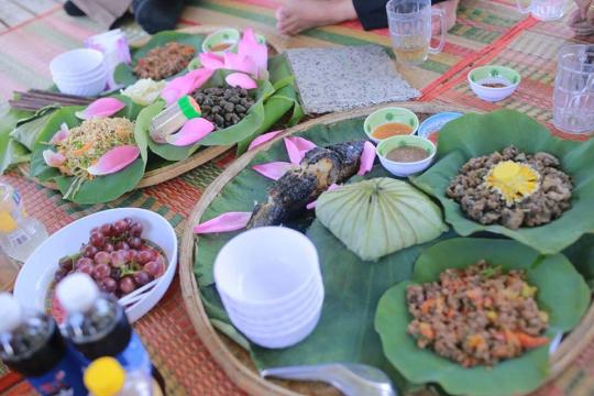 Khu Du lịch Văn hoá Sinh thái Sen Caraih