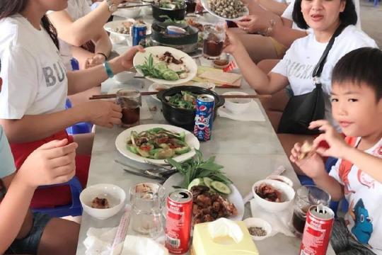 椰园现选鸡餐厅