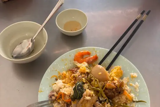 Quán Cơm Thu Vân – Địa Chỉ Cơm Ngon Bình Dân Được Yêu Thích Tại Vạn Ninh, Khánh Hòa