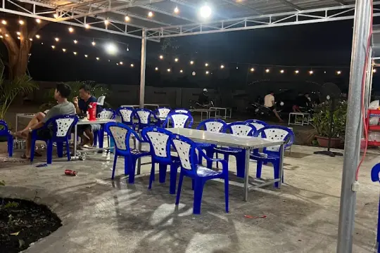 Quán Nhậu Sân Vườn Bảy Xoài