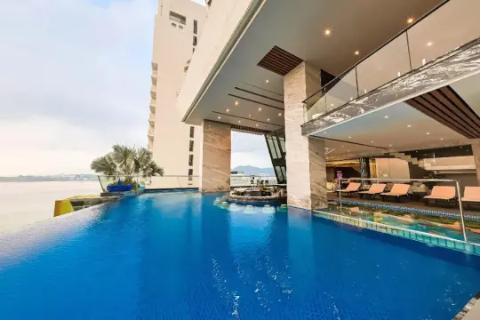 Boton Blue Hotel & Spa