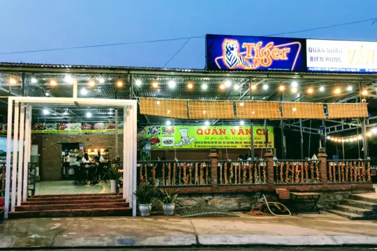 Quán Nhậu Văn CR