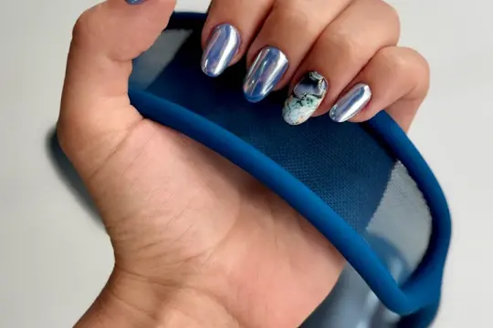 ELENA nail
