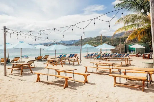 Villa Đảo Hoa Vàng Cam Ranh