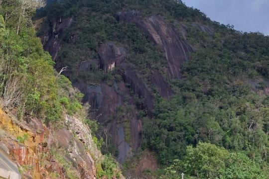 Khanh Le Pass
