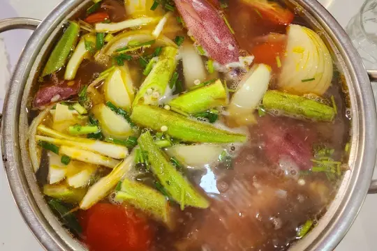 周鱿鱼火锅店（大岭）