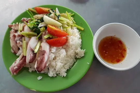 周鱿鱼火锅店（大岭）