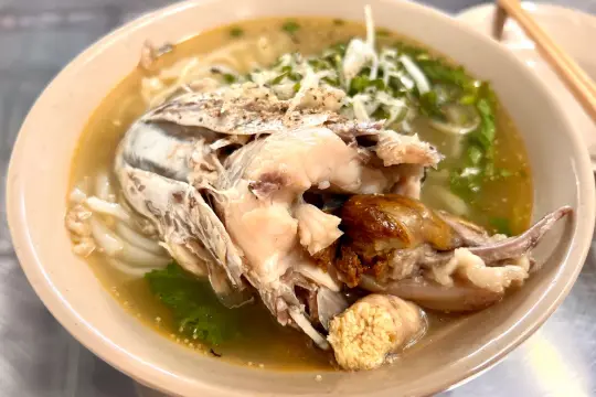 Mrs. Phượng’s Crab Noodle Soup Phan Rang