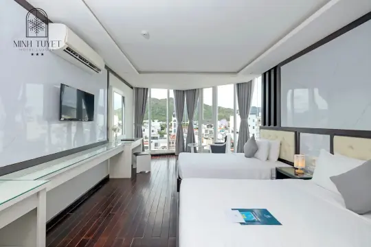 Minh Tuyet Luxury Hotel
