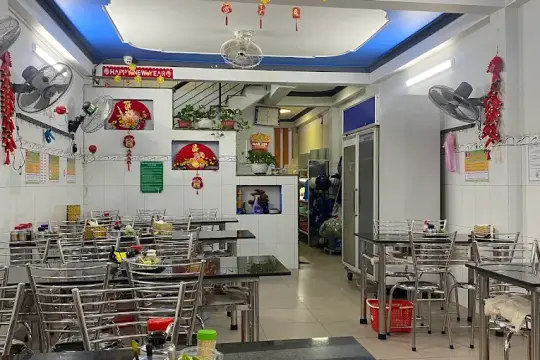 Bun Rieu Oc Restaurant