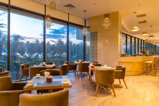 Starcity Hotel Bayfront Nha Trang