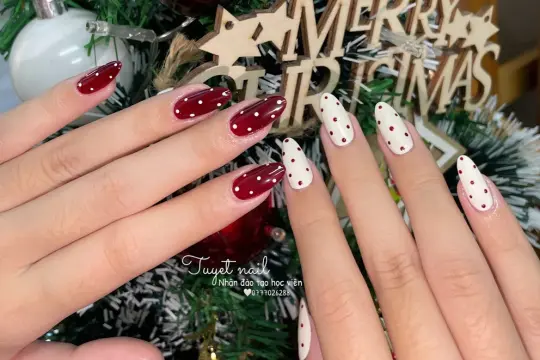 Tuyết Nail 2