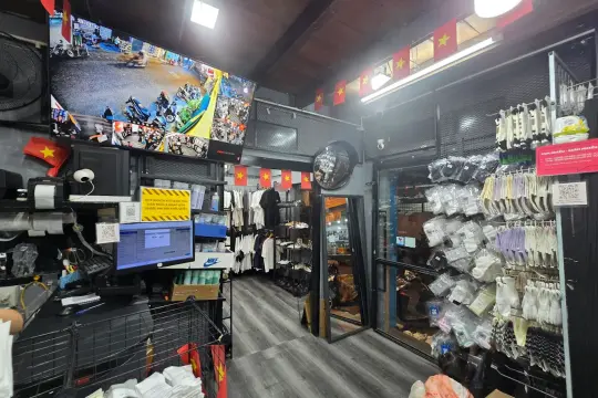 ORYCO 1993 Shoe Store