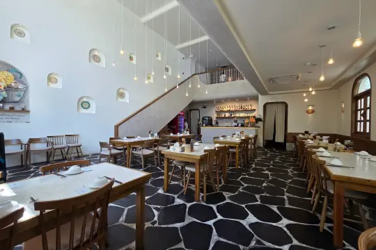 Vị Việt Quán