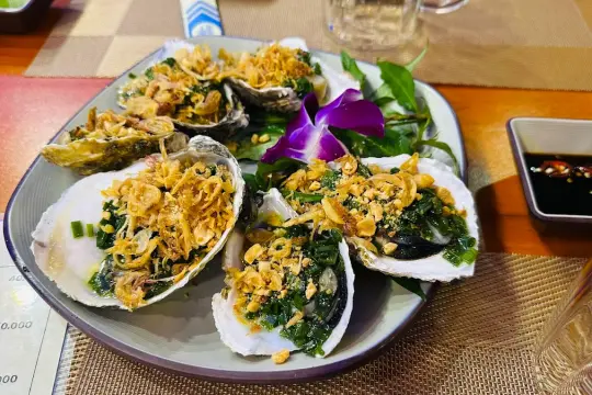 Xóm Biển海鲜餐厅