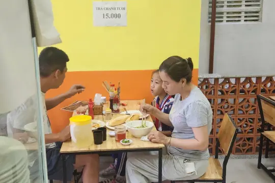 TRẠM - CƠM TẤM SÀI GÒN Vạn Giã – Hương vị cơm tấm chuẩn Sài Gòn tại Khánh Hòa