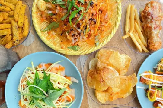 Quán Ăn Vặt LUXUBU