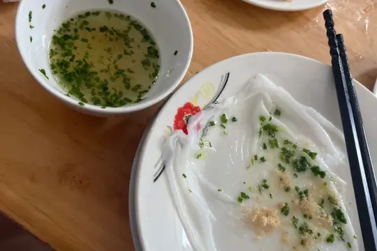 Quán Bánh Ướt Nóng Cô Mỹ